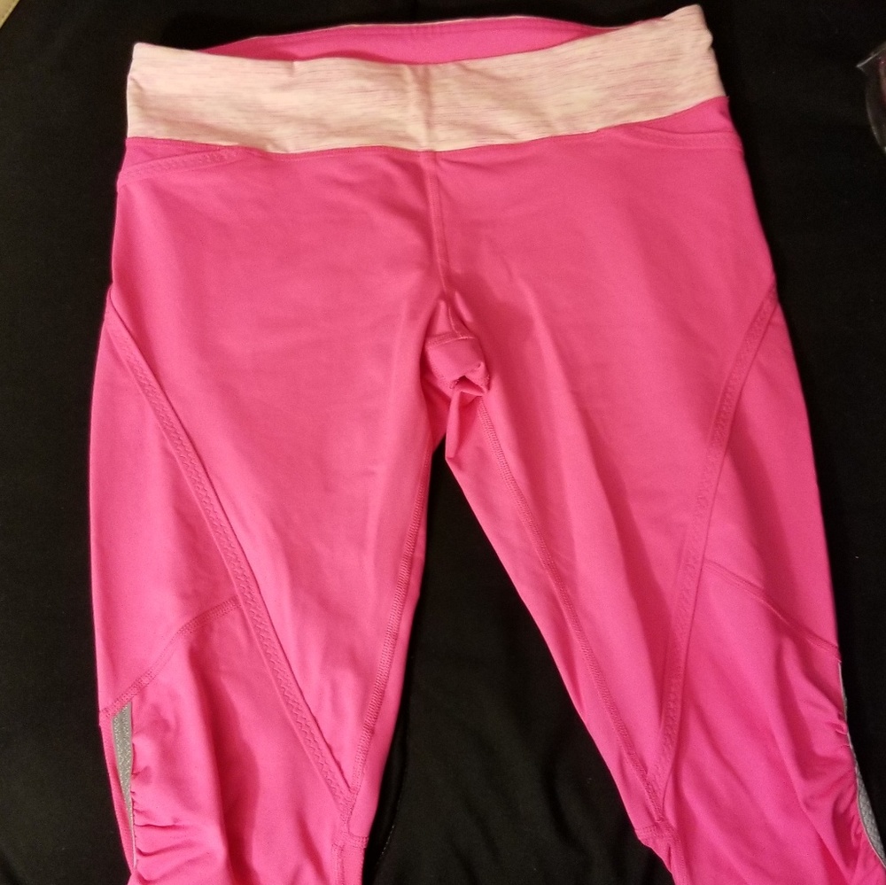 Lululemon Run Crops